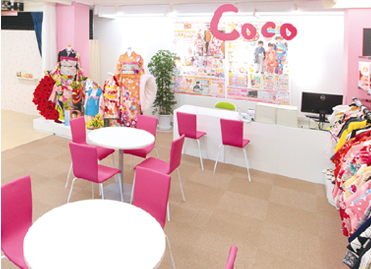 スタジオCoco イオン白河店 成人式の振袖レンタル スタジオCoco イオン白河店 内観